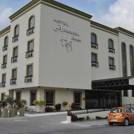Hotel Alameda Express Матаморос Екстер'єр фото